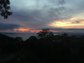 Rose House Manuel Antonio
